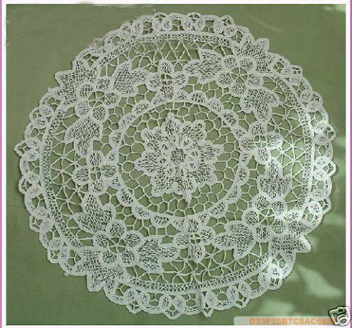 Vintage Round Hand Battenburg Doily/Tray Cloth/Placemat  