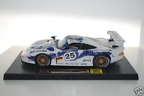 Anson 1/18 Porsche 911/993 GT1 24h LeMans Winner #30322  