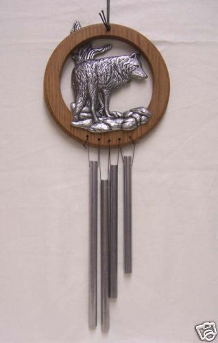 CARLSON METAL WINDCHIME WOLVES WHITE OAK NIB  